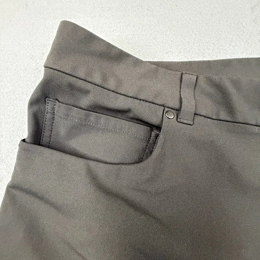 VRST Athletic Pants Mens 40x30 Black 5-Pocket Commuter Performance Trousers